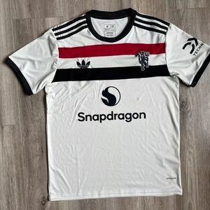 adidas OriginalsManchester United 2024/25 Third Kit Jersey Size M